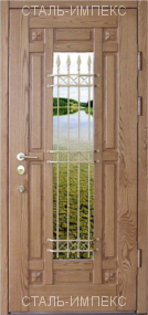 Остекленная дверь с элементами ковки